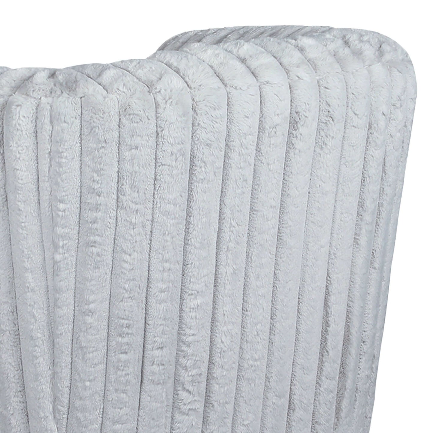 Faelan Velvet Swivel Chair