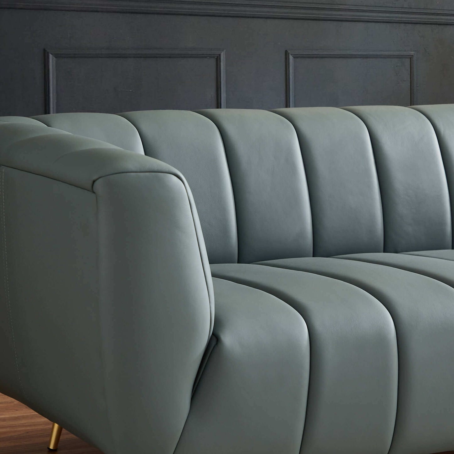 Alouette Sofa